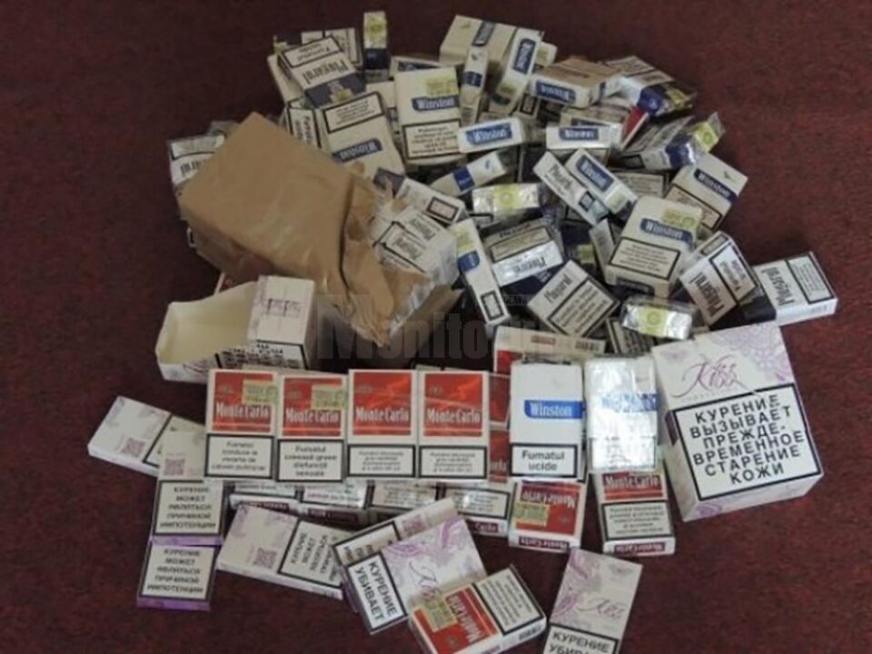 Bazarul din Rădăuți, luat la puricat în cadrul unei acțiuni de combatere a contrabandei Bazarul din Rădăuți, luat la puricat în cadrul unei acțiuni de combatere a contrabandei