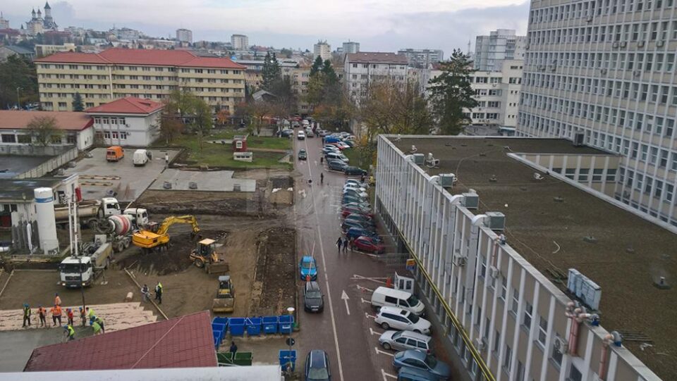 Capacitatea spitalului se poate extinde prin supraînălțare