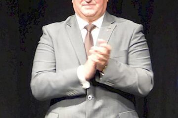 Primarul Ion Lungu a anunțat că spectacolul va avea loc la Teatrul ”Matei Vișniec” din Suceava