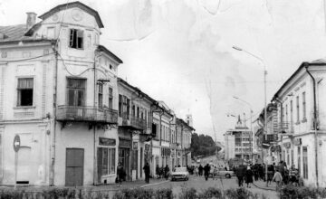 Str.Stefan Cel Mare, cu vedere spre noul centru al orasului
