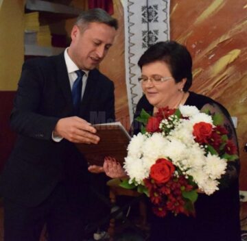 Profesoara Daniela Luminița Ceredeev, „Cetățean de Onoare” al comunei Putna