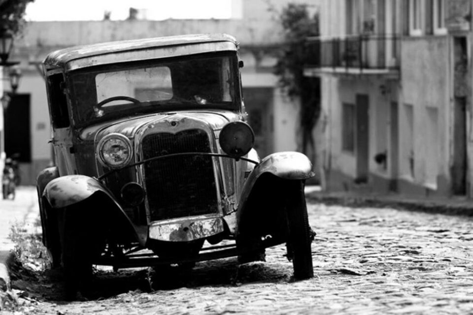 „Cu botul mașinii”