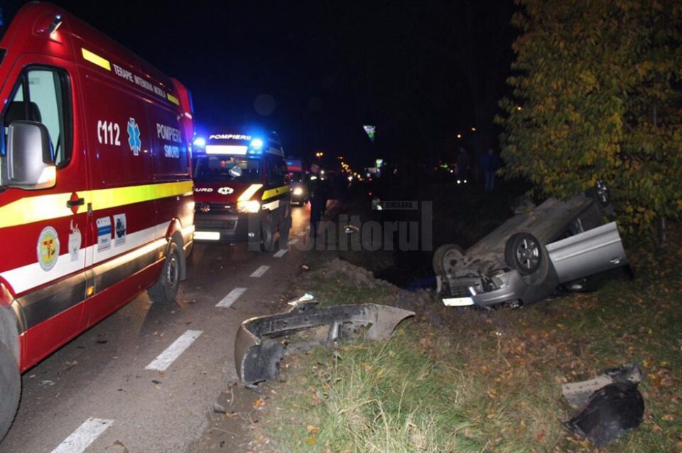 Accident cu trei mașini implicate, la ieșirea din Suceava spre Botoșani
