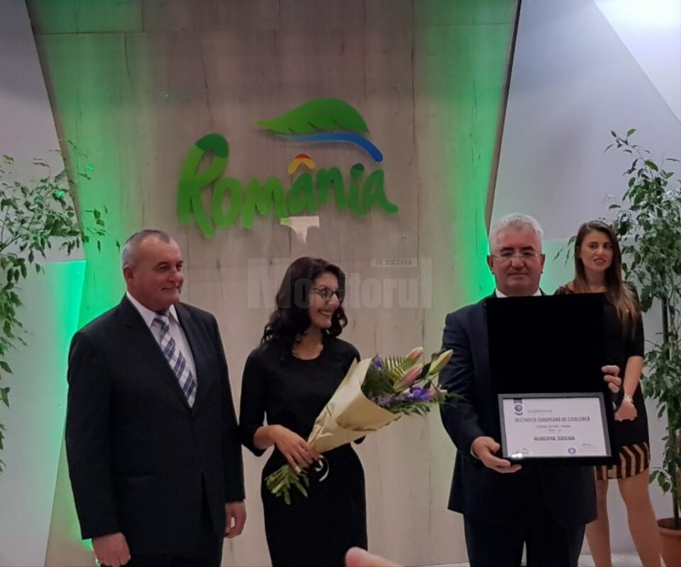 Suceava a primit distincția de "Destinație Europeană de Excelență” la Târgul de Turism al României Suceava a primit distincția de "Destinație Europeană de Excelență” la Târgul de Turism al României
