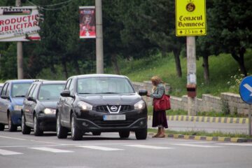 Primăria Suceava are de încasat 1 milion de lei amenzi date pentru cerșetorie și prostituție