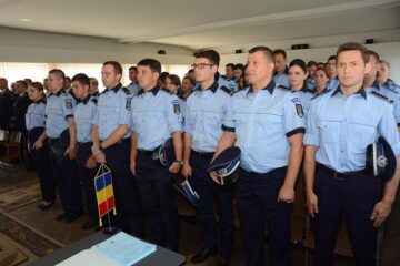 Numărul faptelor de ultraj asupra polițiștilor, în creștere în județul Suceava