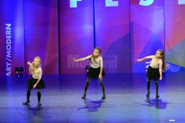 Patru echipe ale Clubului Sportiv Invictus Moldovița s-au calificat la Dance World Cup Canada