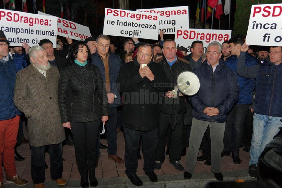 Liderii liberalilor suceveni i-au îndemnat pe parlamentari să voteze moțiunea PNL împotriva Guvernului PSD-ALDE