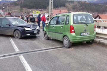 Mașinile celor doi foști iubiți