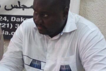 Profesorul Mamadou Dramé din Senegal conferențiază la Suceava