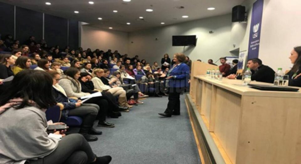 Conferința "Studentul USV - De la risc de excluziune la succes academic"