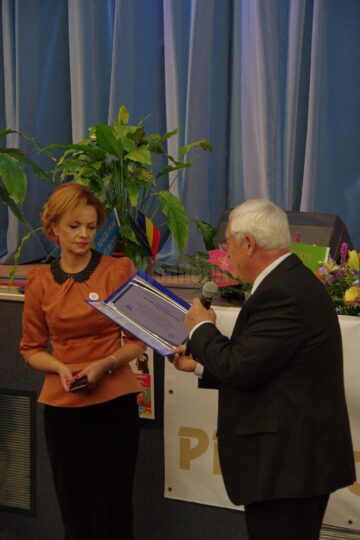 Elevi și cadre didactice, premiate la Gala Proiectelor Europene