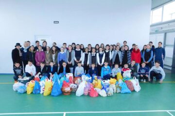 Proiectul vizează implicarea elevilor, ca voluntari, în activități desfășurate cu persoane aflate în dificultate