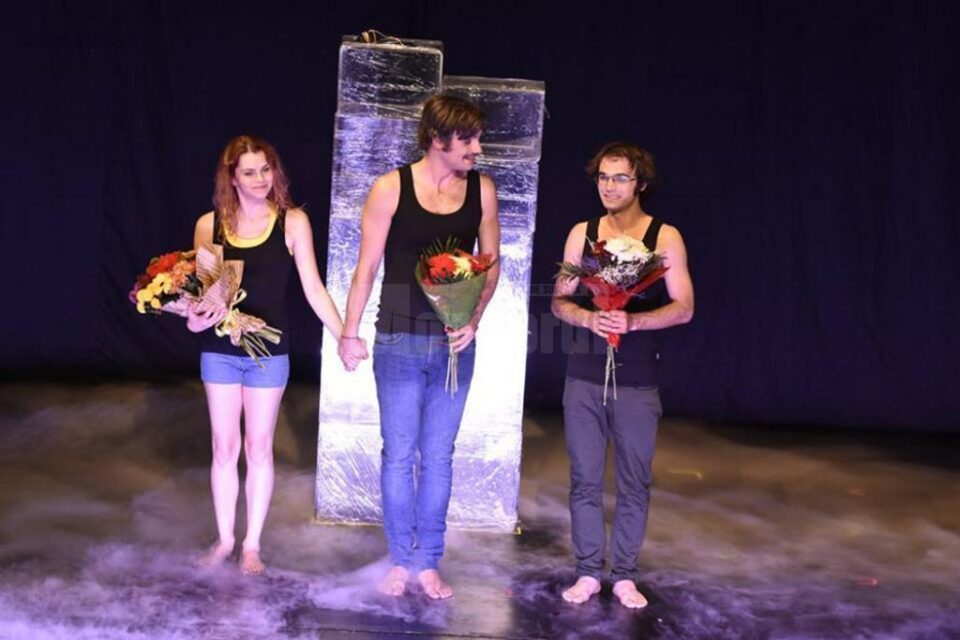 ”Kebab”, una dintre cele mai reușite piese puse în scenă la Teatrul Municipal ”Matei Vișniec” din Suceava