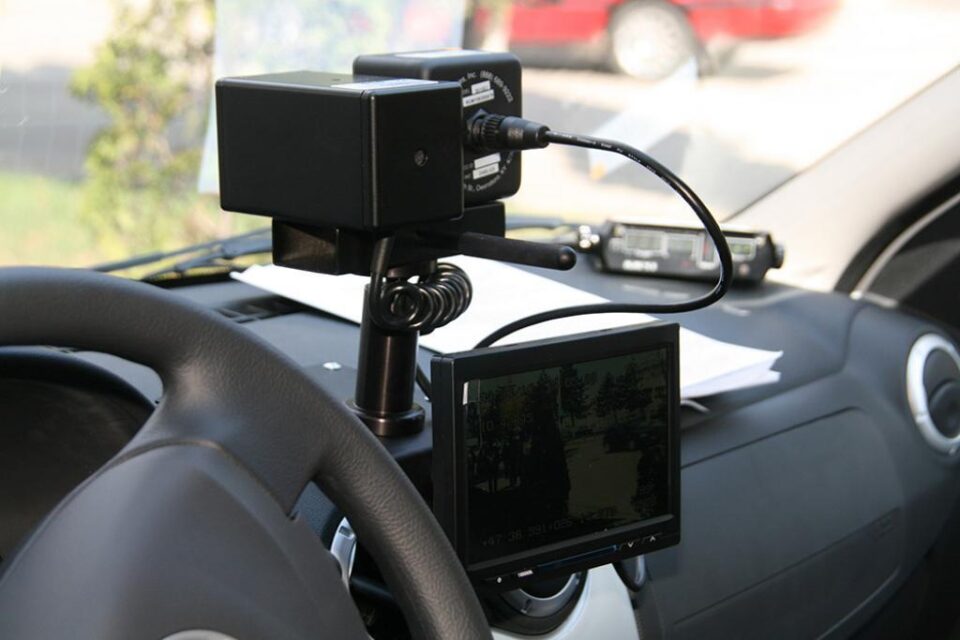 Excesul de viteză, controlat de polițiști într-o acțiune de câteva ore în trafic Excesul de viteză, controlat de polițiști într-o acțiune de câteva ore în trafic