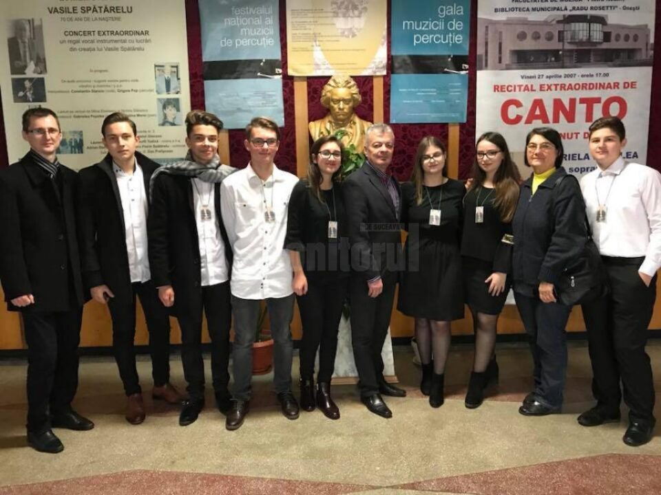 Premii pentru elevii Colegiului de Artă „Ciprian Porumbescu” Premii pentru elevii Colegiului de Artă „Ciprian Porumbescu”