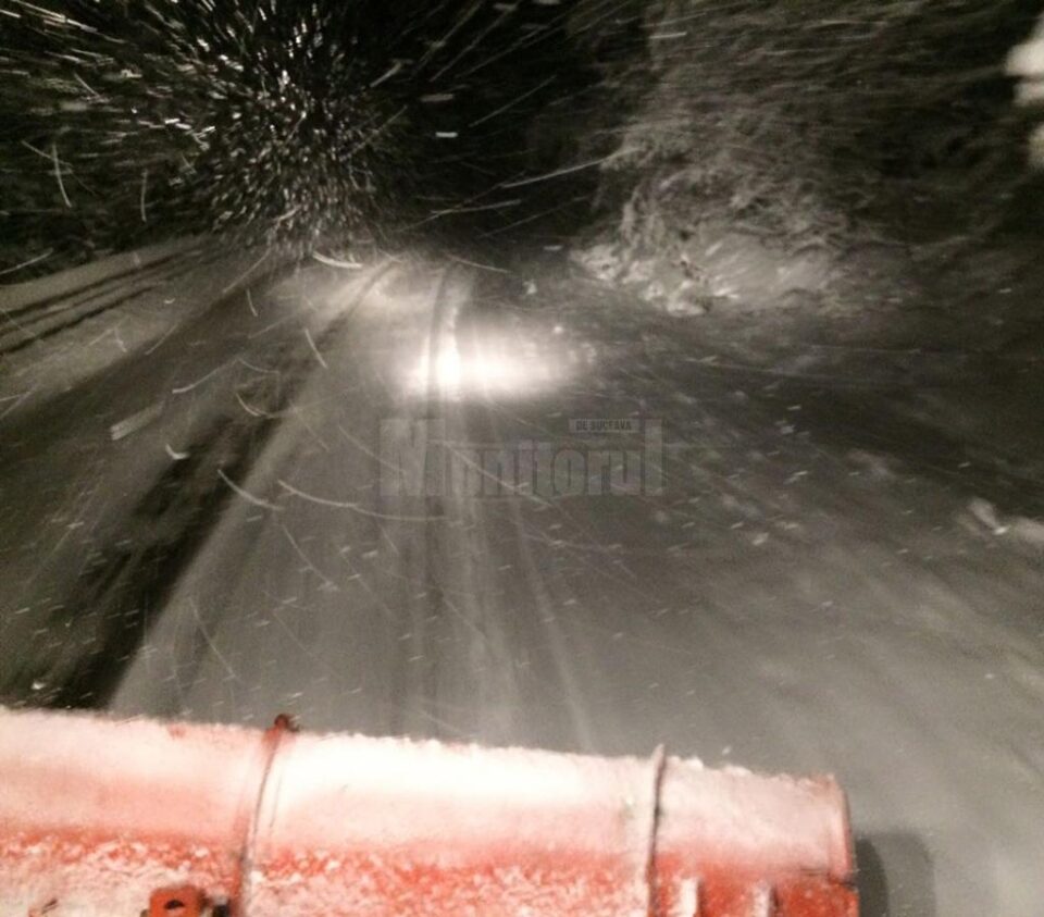 Utilaje de deszăpezire pe șoselele din județ