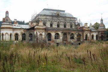 Cinci milioane de euro pentru reabilitarea Cazinoului din Vatra Dornei