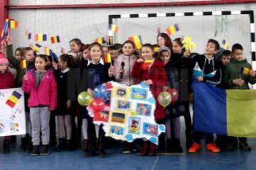 Ziua Bucovinei și Ziua Națională a României sărbătorită și la Liceul Tehnologic “Ștefan cel Mare” – Cajvana