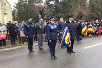 Depuneri de coroane și alocuțiuni la Monumentul Eroilor din Rădăuți