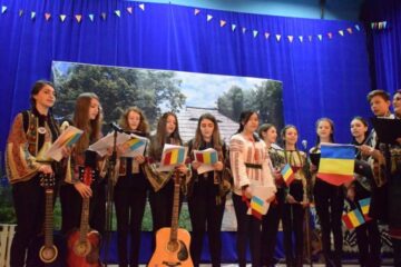 Acțiunea “Pe prispa lui Moș Andrei”, desfășurată de 1 Decembrie la Moldovița