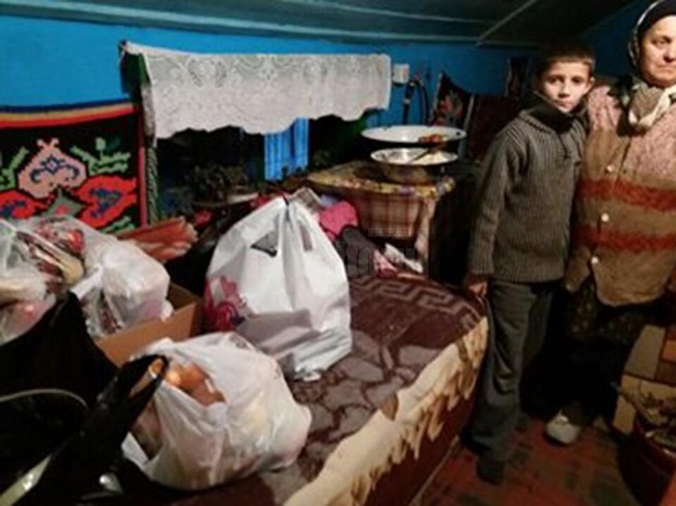 Beneficiarii acestei campanii sociale au fost elevi cu o situație materială precară