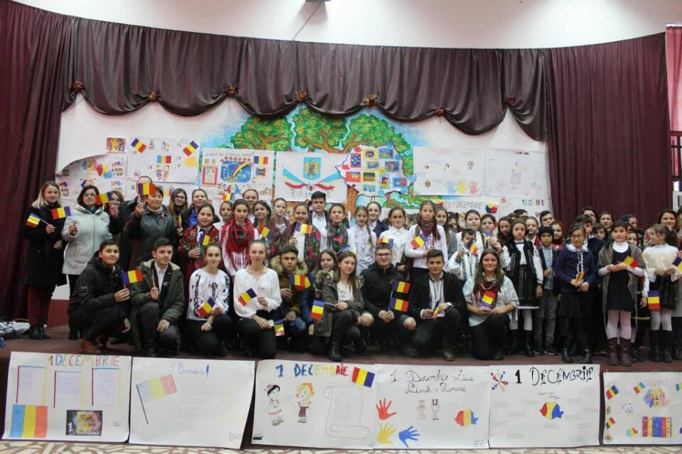 Ziua Bucovinei și Ziua Națională a României sărbătorită și la Liceul Tehnologic “Ștefan cel Mare” – Cajvana