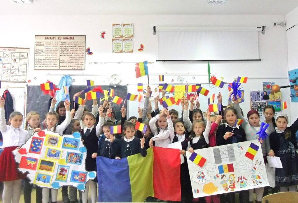 Ziua Bucovinei și Ziua Națională a României sărbătorită și la Liceul Tehnologic “Ștefan cel Mare” – Cajvana