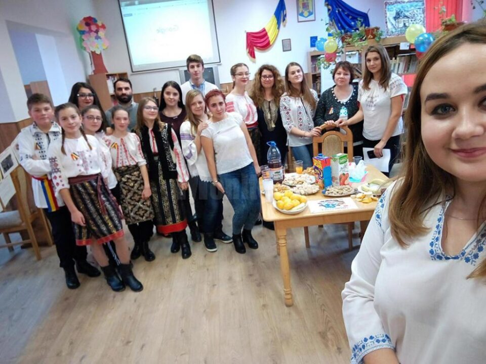 Activități prilejuite de Ziua României, la Liceul Tehnologic Liteni
