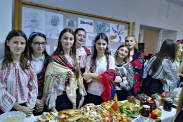 Ziua Națională, în școlile din județ