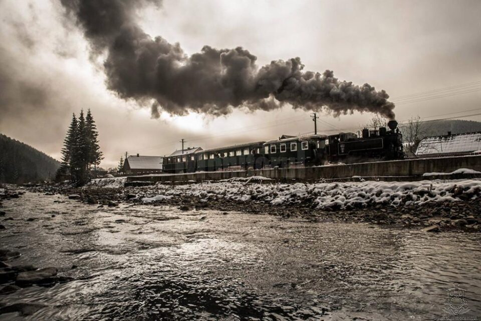 Oaspeții au fost purtați cu micul trenuleț într-un peisaj de vis pe Valea Moldoviței