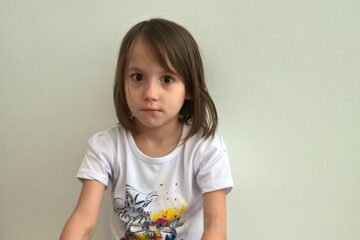 Ileana are doar 7 ani și are nevoie de plămâni noi