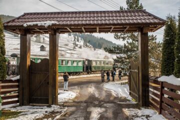 Iubitorii Mocăniței și cei implicați în conservarea căilor ferate turistice din România, la prima întâlnire în Moldovița