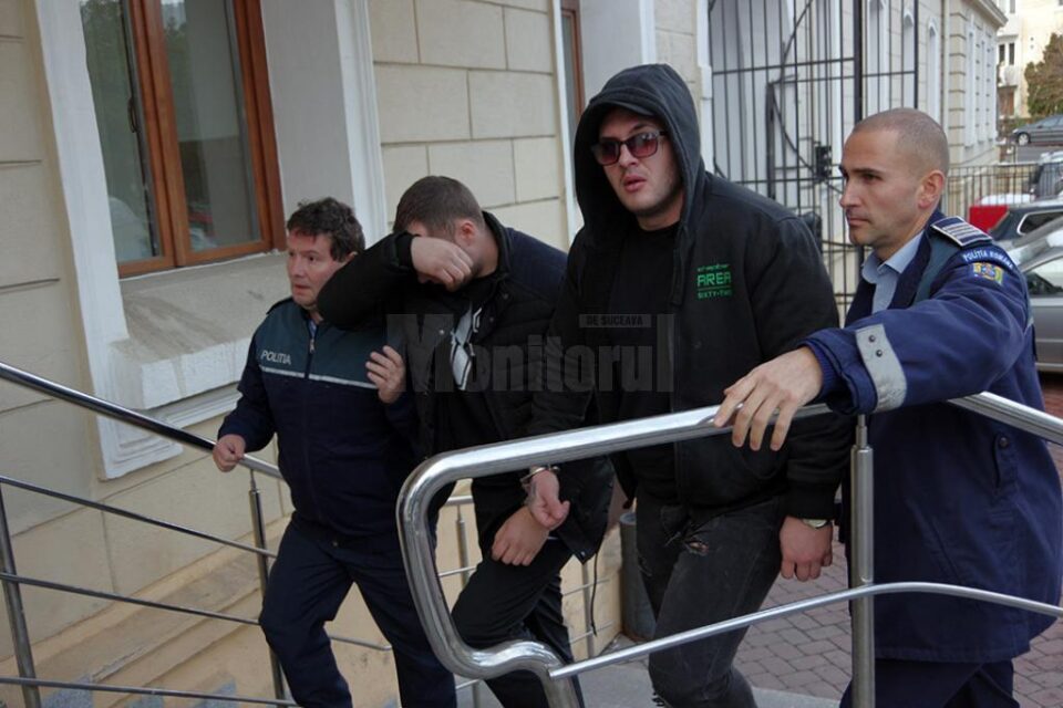 Cei trei inculpați din dosarul de trafic de droguri