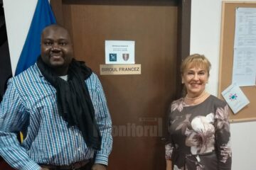 Mamadou, alături de Sanda-Maria Ardeleanu, la Biroul Francez