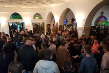 Peste 400 de agenți economici s-au înscris la licitația de masă lemnoasă organizată la sediul Direcției Silvice Suceava