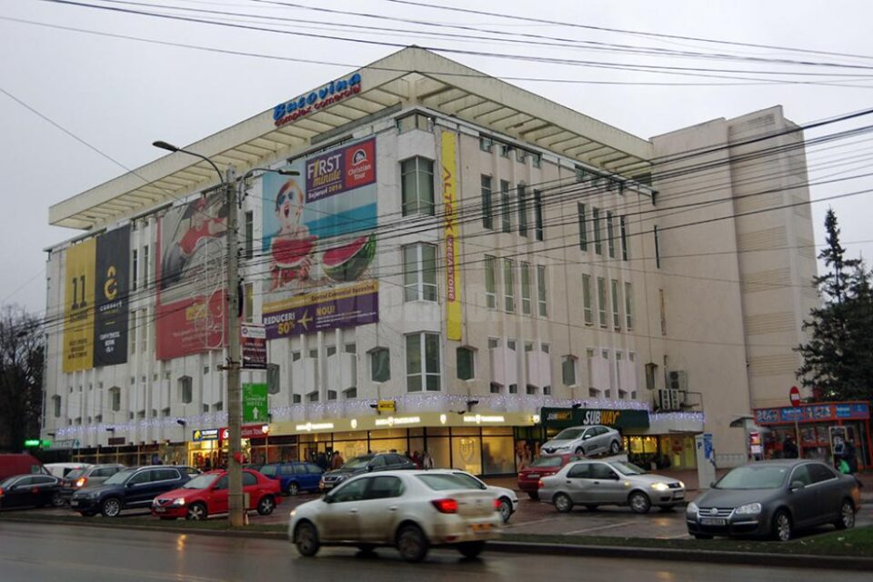 Complexul Comercial Bucovina ar putea fi cumpărat de omul de afaceri fălticenean Ioan Păiuș