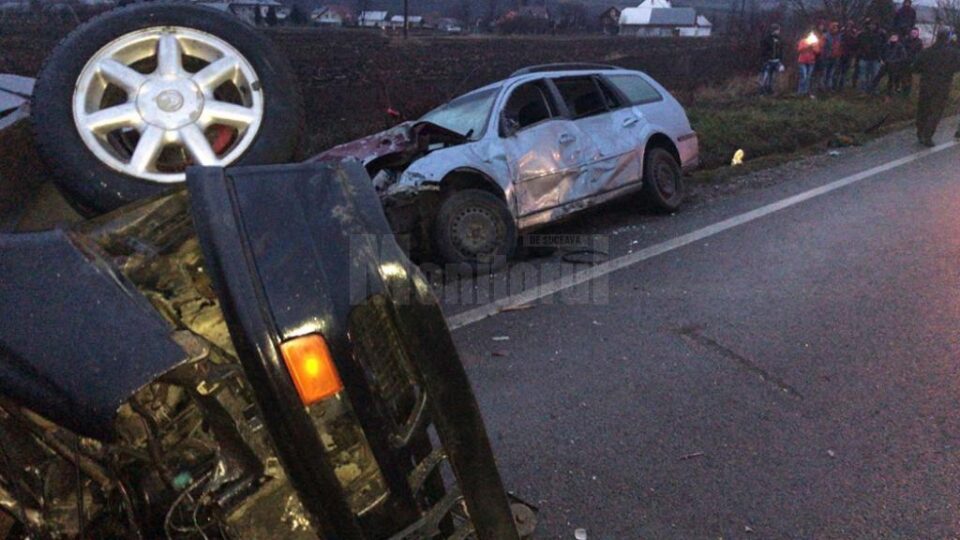 Cele două mașini implicate în accidentul deosebit de violent