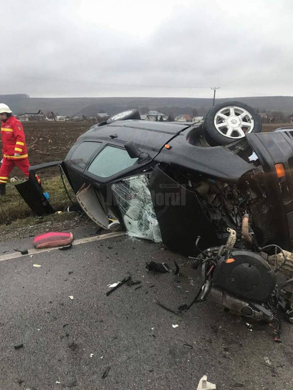 Cele două mașini implicate în accidentul deosebit de violent