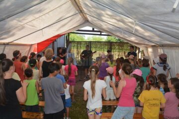 Activități cu copiii de la Siret