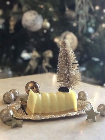 O rafinată prajitură de sezon - Buche de Noel, în cofetăria Daniela Chocolate