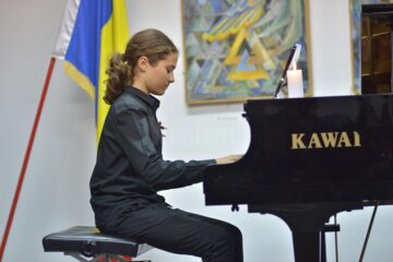 „Armonii de iarnă”, recital la Colegiul de Artă „Ciprian Porumbescu” Suceava