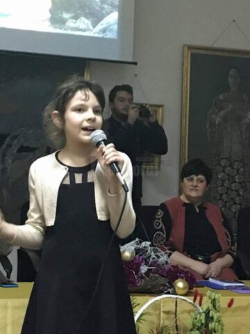 Adela Șulea, elevă la Școala Gimnazială ”Miron Costin”