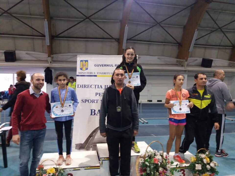 Antrenorul Cristian Prasneac alaturi de atleta Claudia Costiuc
