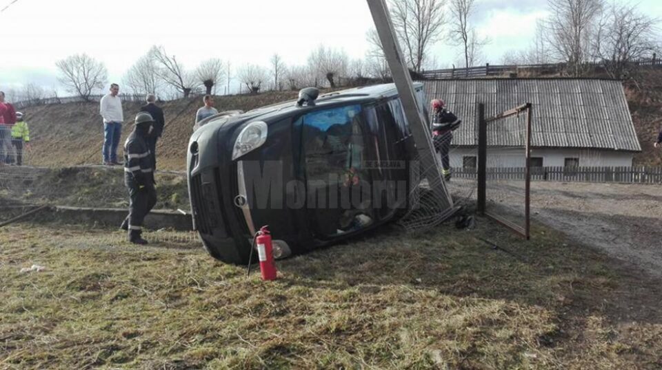 Un nou accident în „curba morții” de la Prisaca Dornei