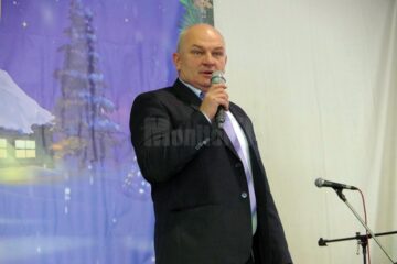Peste 7.500 de lei, din Târgul de Crăciun al elevilor Școlii Gimnaziale Ipotești, pentru copiii din Centrul de plasament Dorohoi