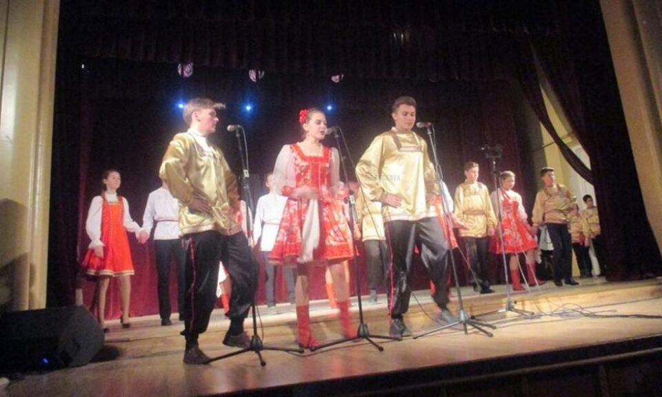 „Sărbătoarea Minorităților” a adus pe scenă formații ale comunităților etnice din Bucovina