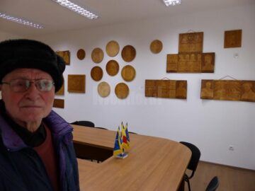 Sala voievozilor, munca de 30 de ani a unui om care și-a dedicat viața sculpturii în lemn