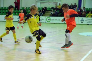 Cupa Moș Crăciun atrage de la an la an tot mai mulți participanți