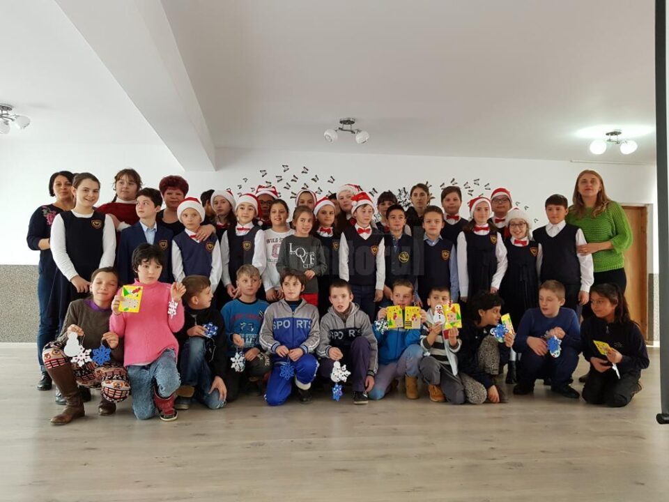 Mesagerii Crăciunului pentru copiii de la CSEI Suceava